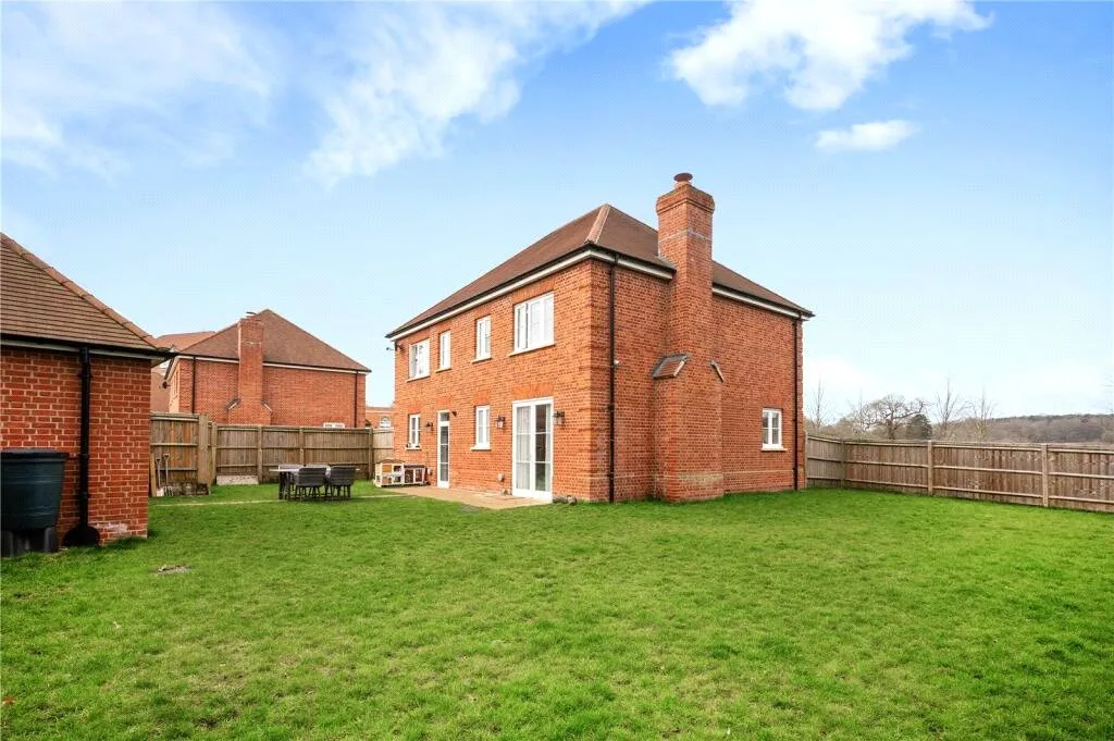 Lushington Drive, Barnet, EN4 0FE, photo 15