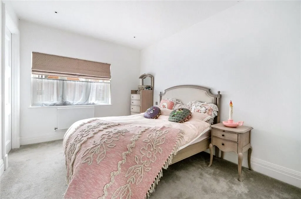 Lushington Drive, Barnet, EN4 0FE, photo 12