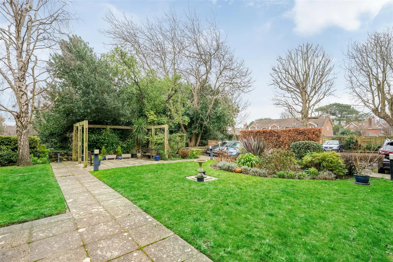 Granville Road, Eastbourne, BN20, photo 11