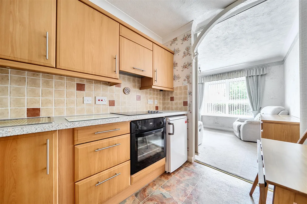 Granville Road, Eastbourne, BN20, photo 5