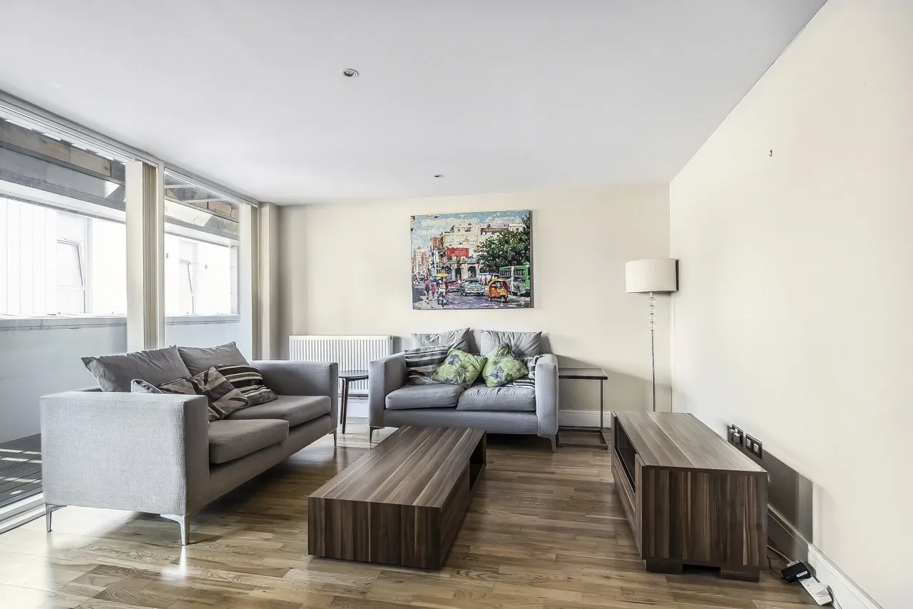 2 bed flat for sale — Merryweather Place, SE10