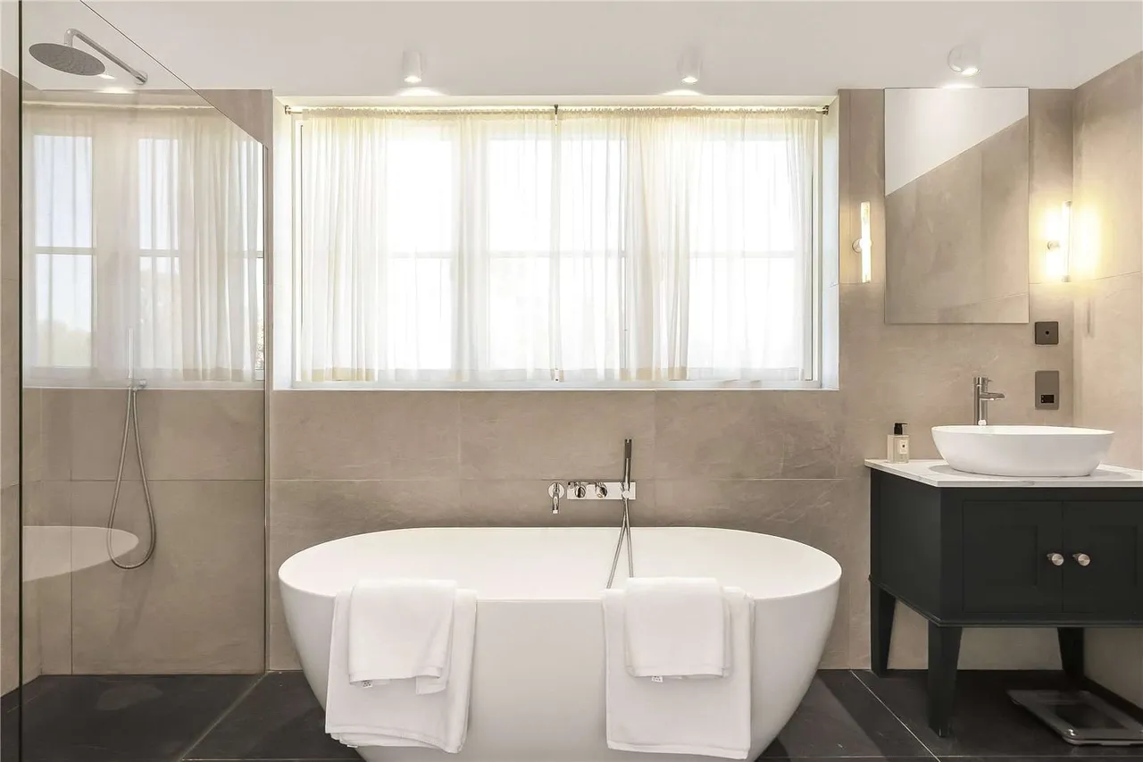 Sandy Lane, Richmond, TW10 7EN, photo 11
