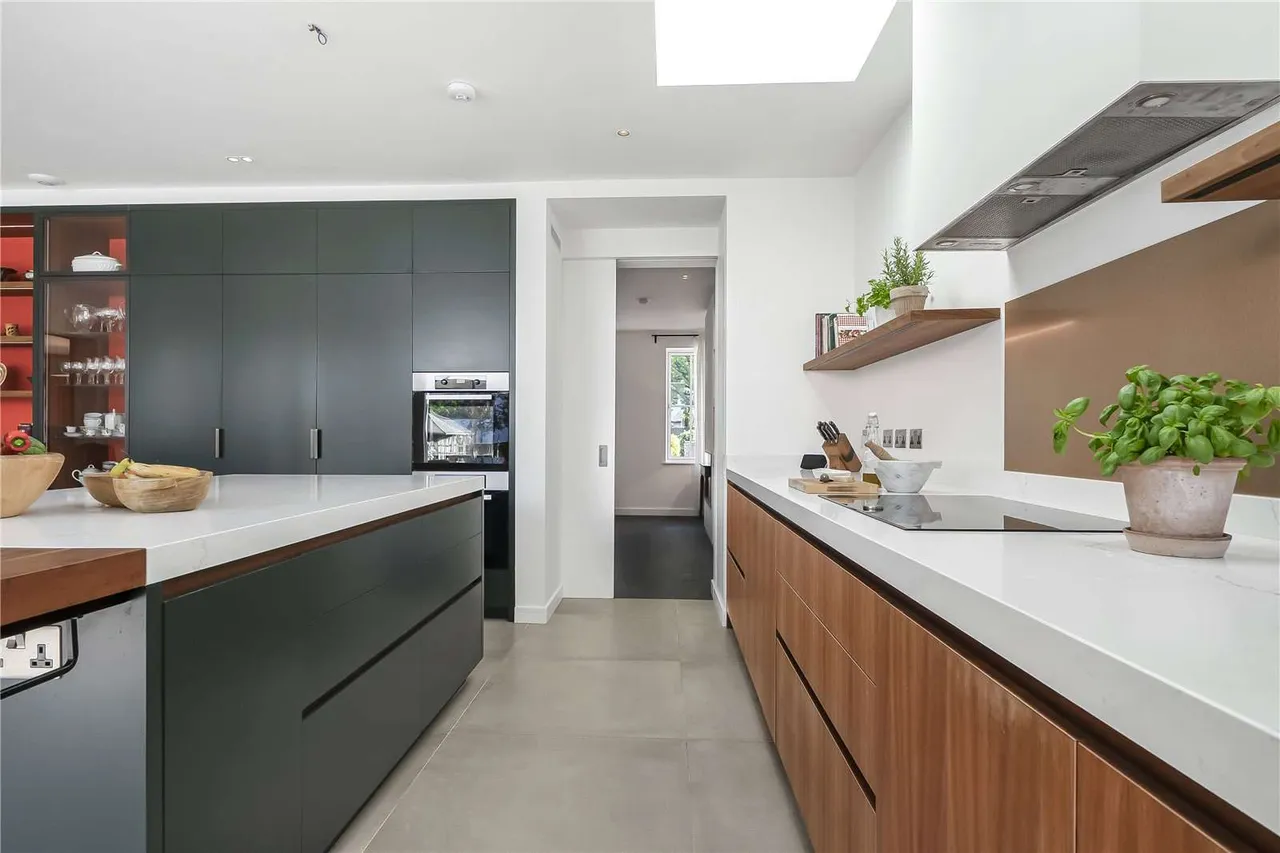Sandy Lane, Richmond, TW10 7EN, photo 9