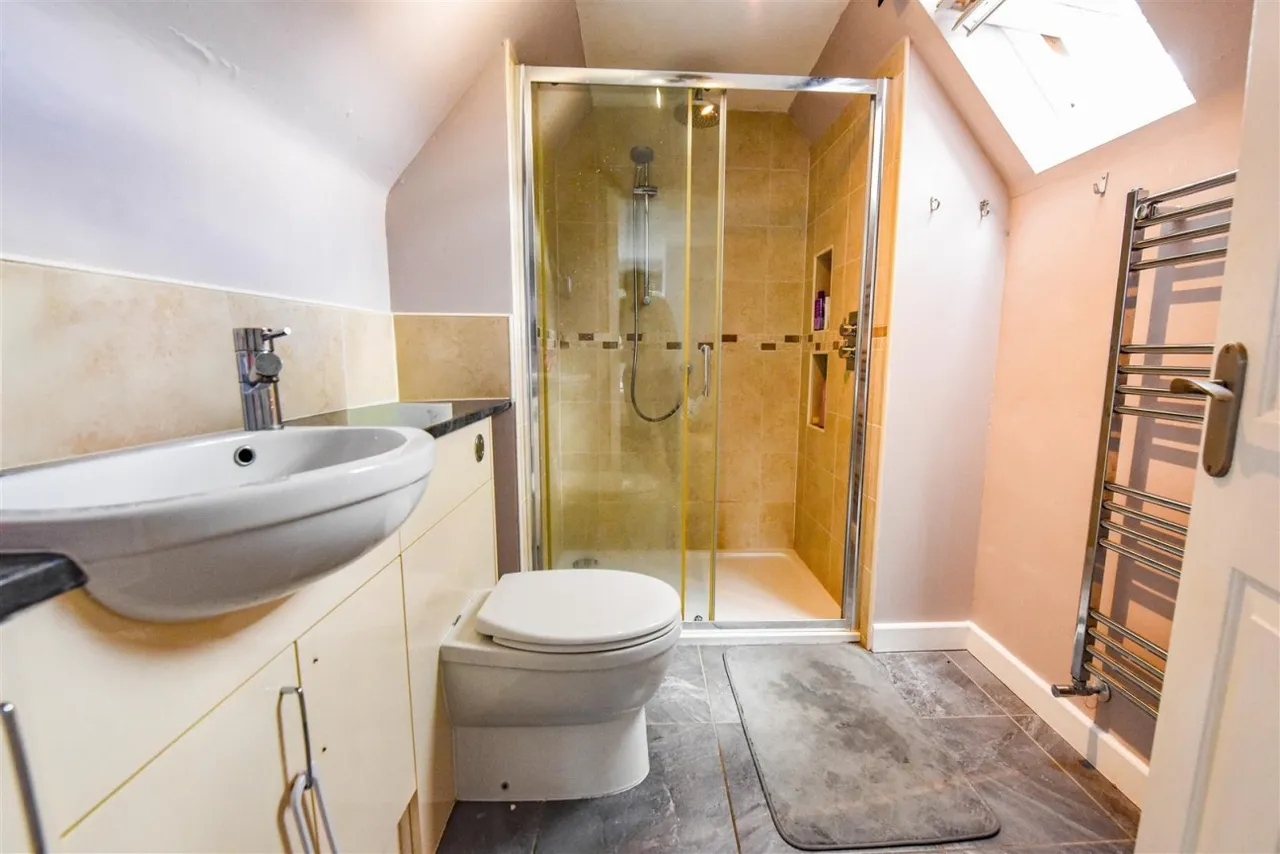 Draycott, Cam, GL11, photo 8
