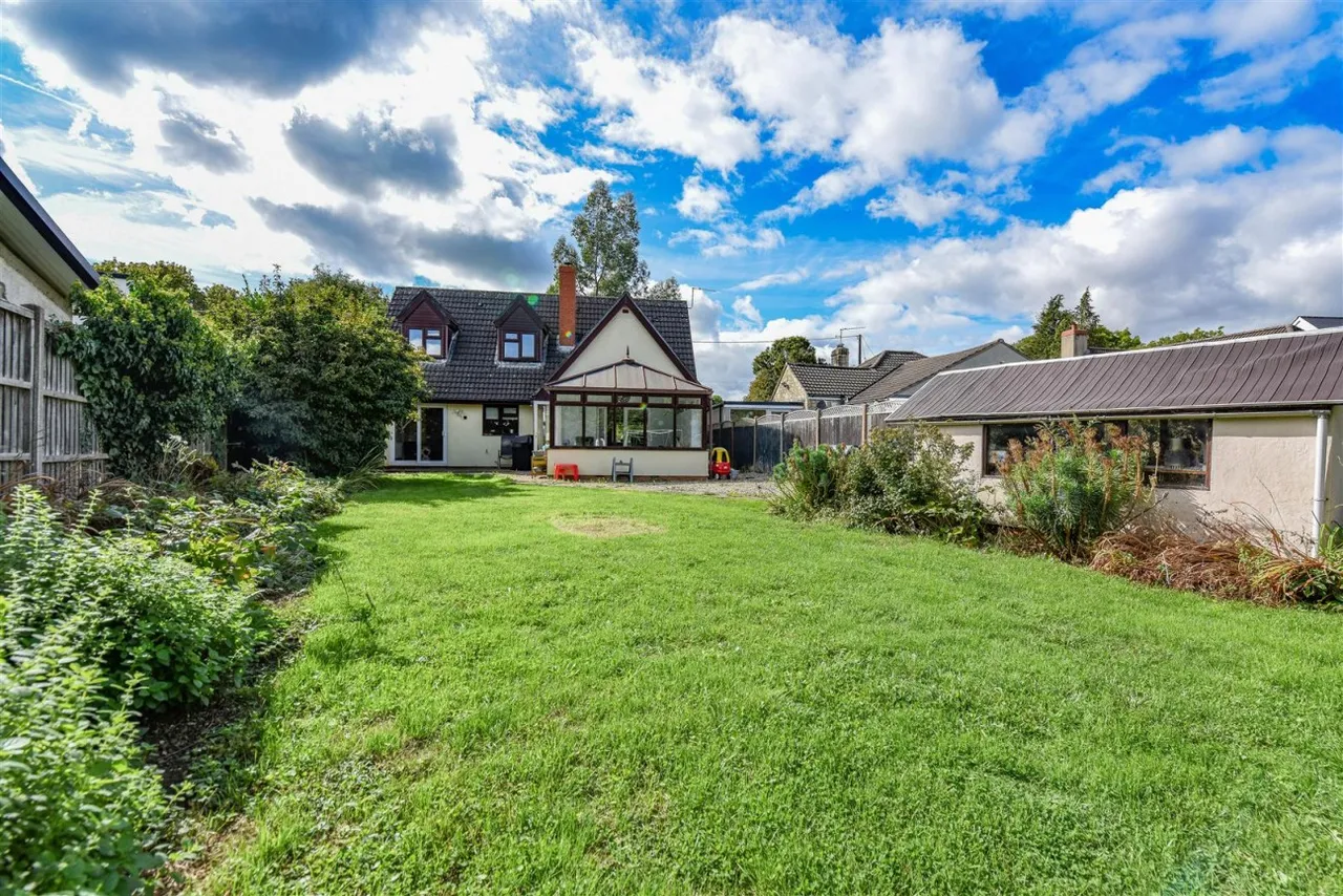 Draycott, Cam, GL11, photo 2