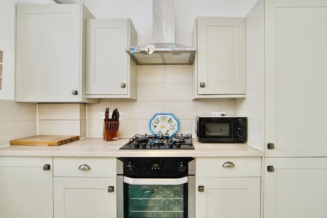 Station House Mews, London, N9, photo 12