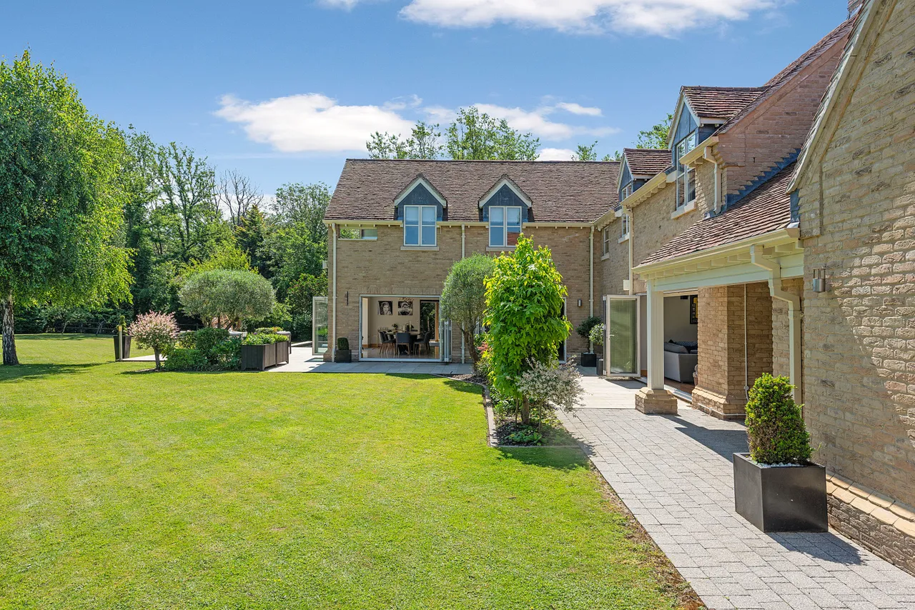 Sawtry Road, Glatton, PE28, photo 24
