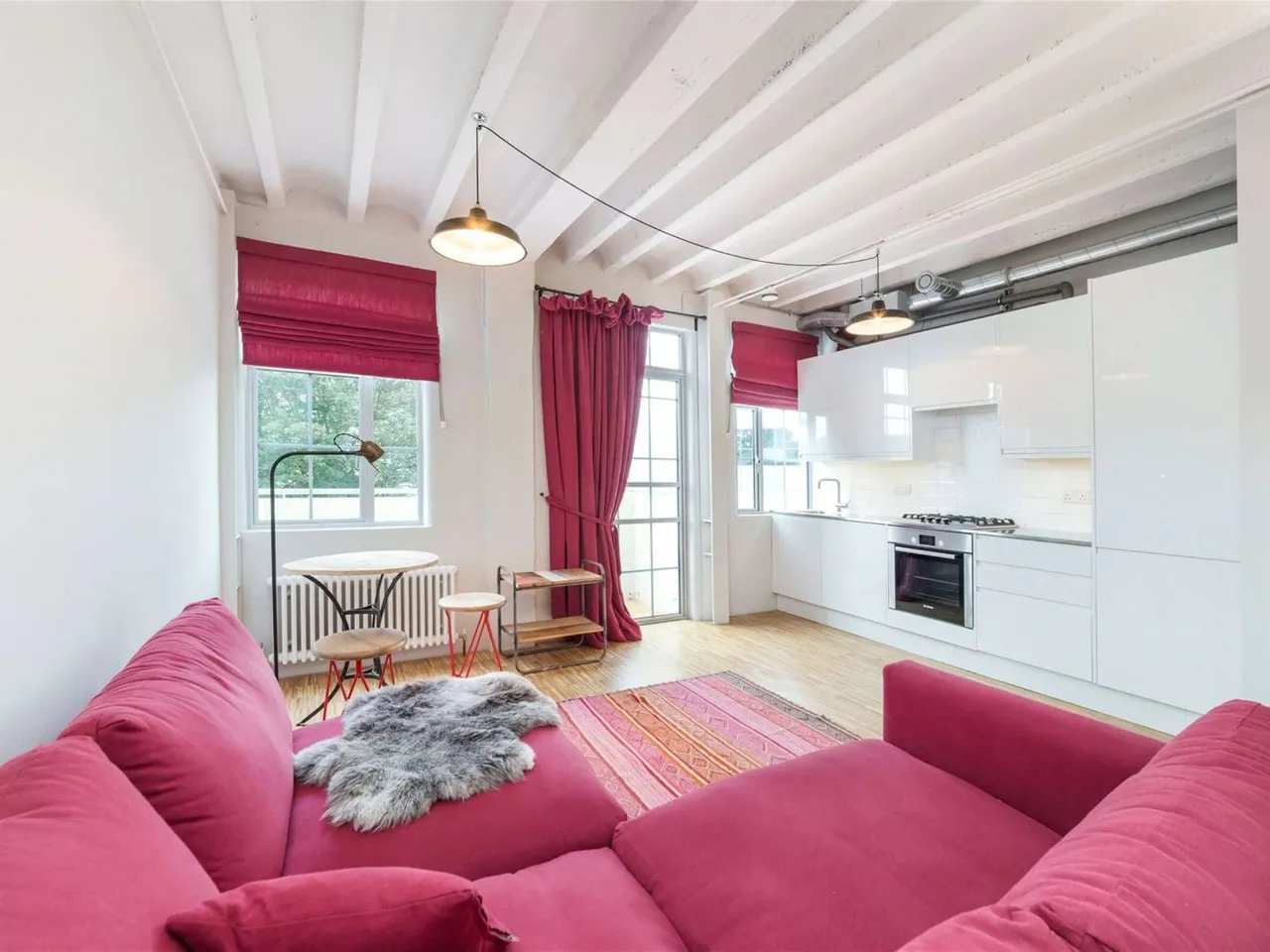Mapleton Crescent, London, SW18, photo 3