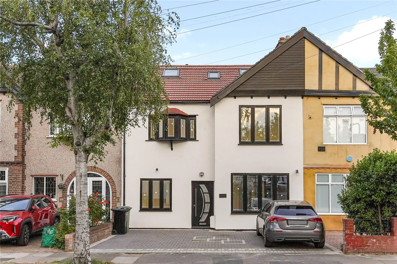 Milton Crescent, Ilford, IG2, photo 22
