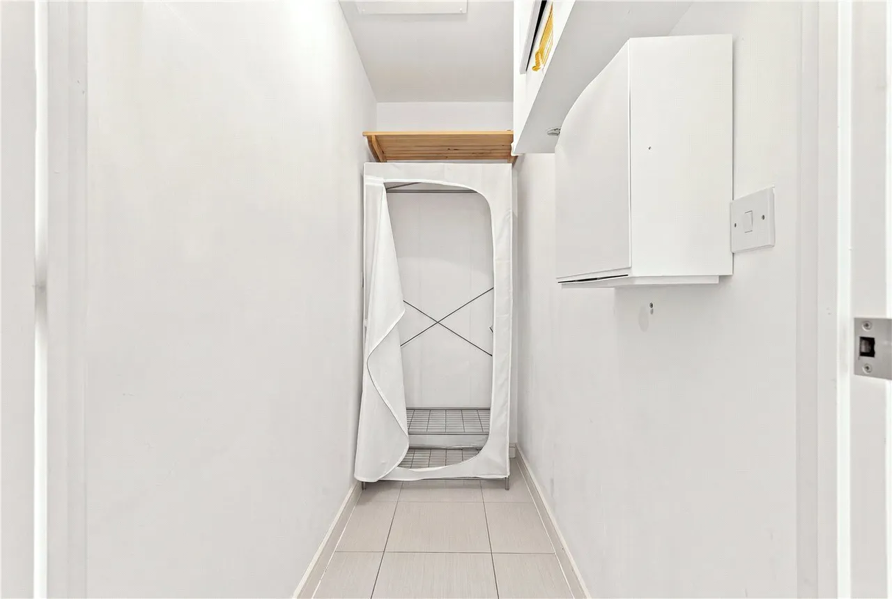 Kingston Road, London, SW20, photo 6