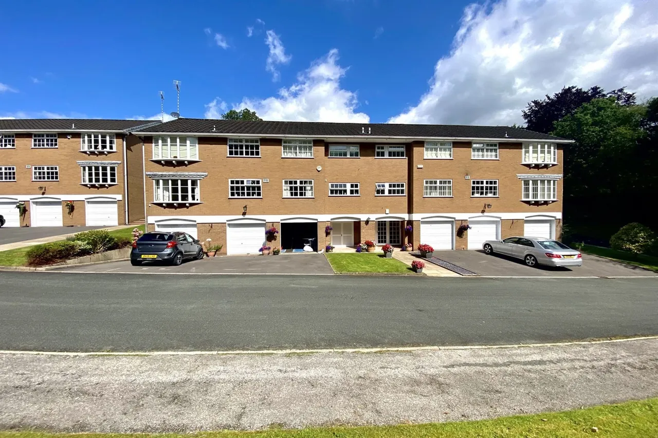 Castle Hill Court, Macclesfield, photo 12
