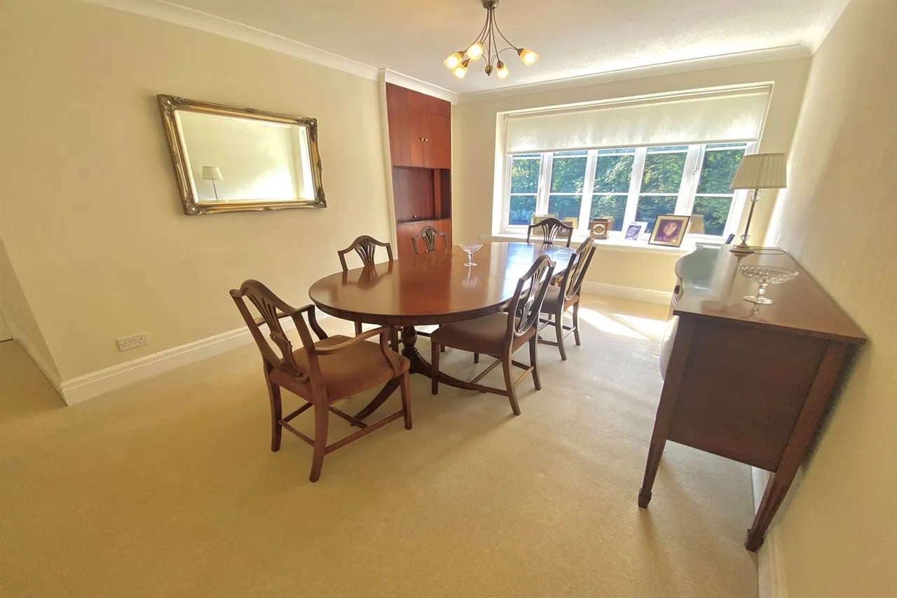 Castle Hill Court, Macclesfield, photo 4