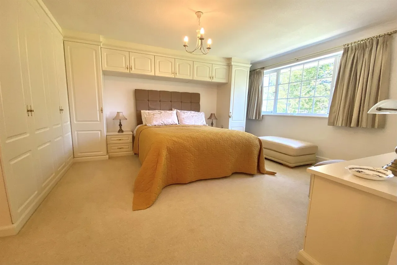 Castle Hill Court, Macclesfield, photo 6