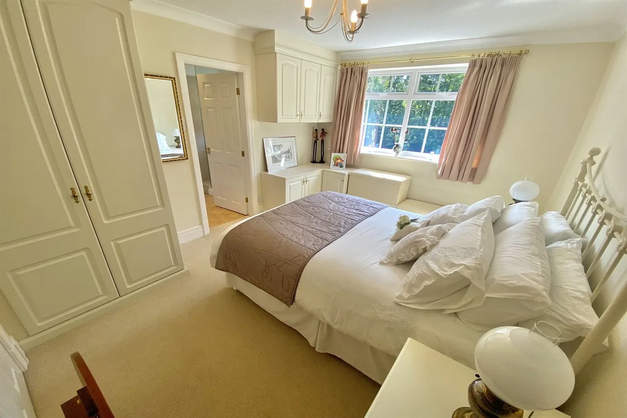Castle Hill Court, Macclesfield, photo 10
