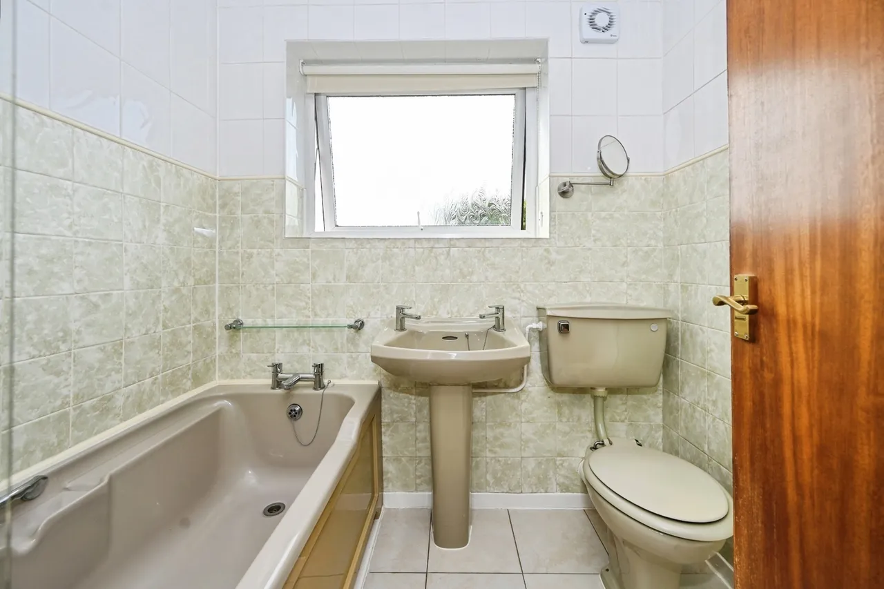 Wenlock Road, Beechwood, WA7, photo 20