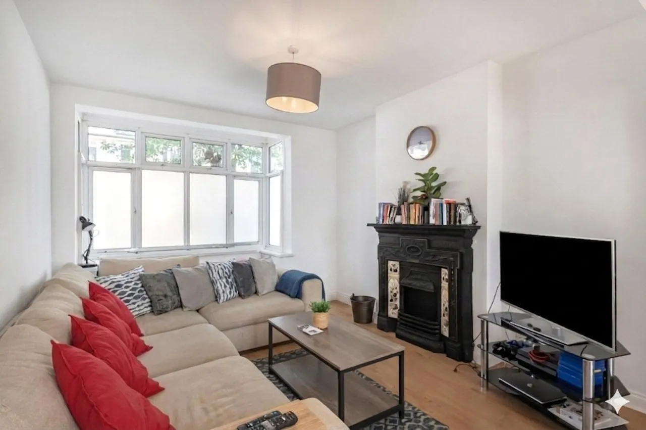 Edencourt Road, Furzedown, photo 2