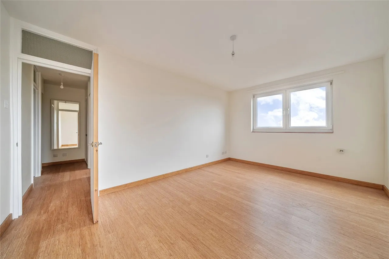 Porchester Mead, Beckenham, BR3, photo 8