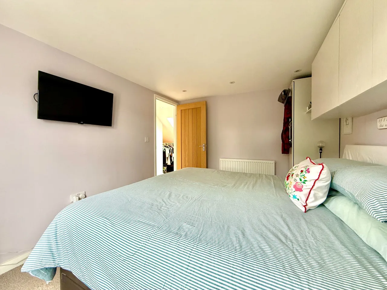 Linden Avenue, East Grinstead, RH19, photo 13