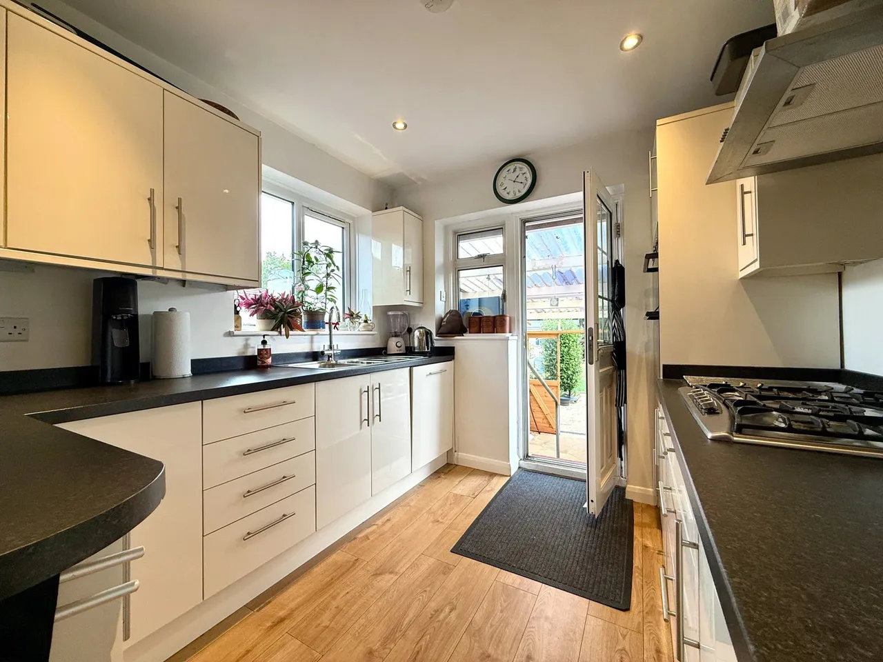Linden Avenue, East Grinstead, RH19, photo 6