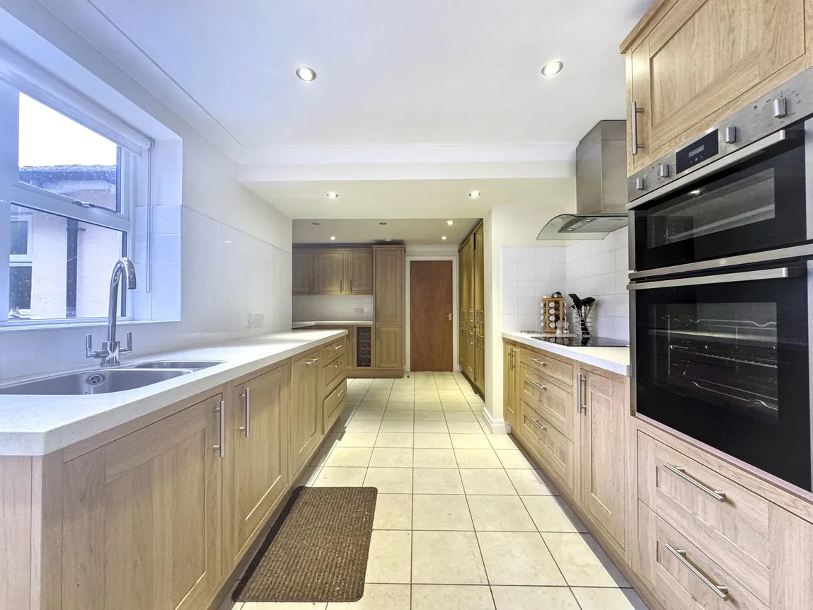 Llys Dolhaiarn, Llanfairtalhaiarn, Abergele, Conwy, LL22 8SX, photo 3