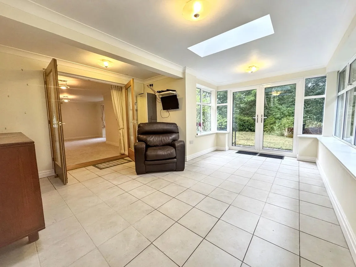 Llys Dolhaiarn, Llanfairtalhaiarn, Abergele, Conwy, LL22 8SX, photo 4