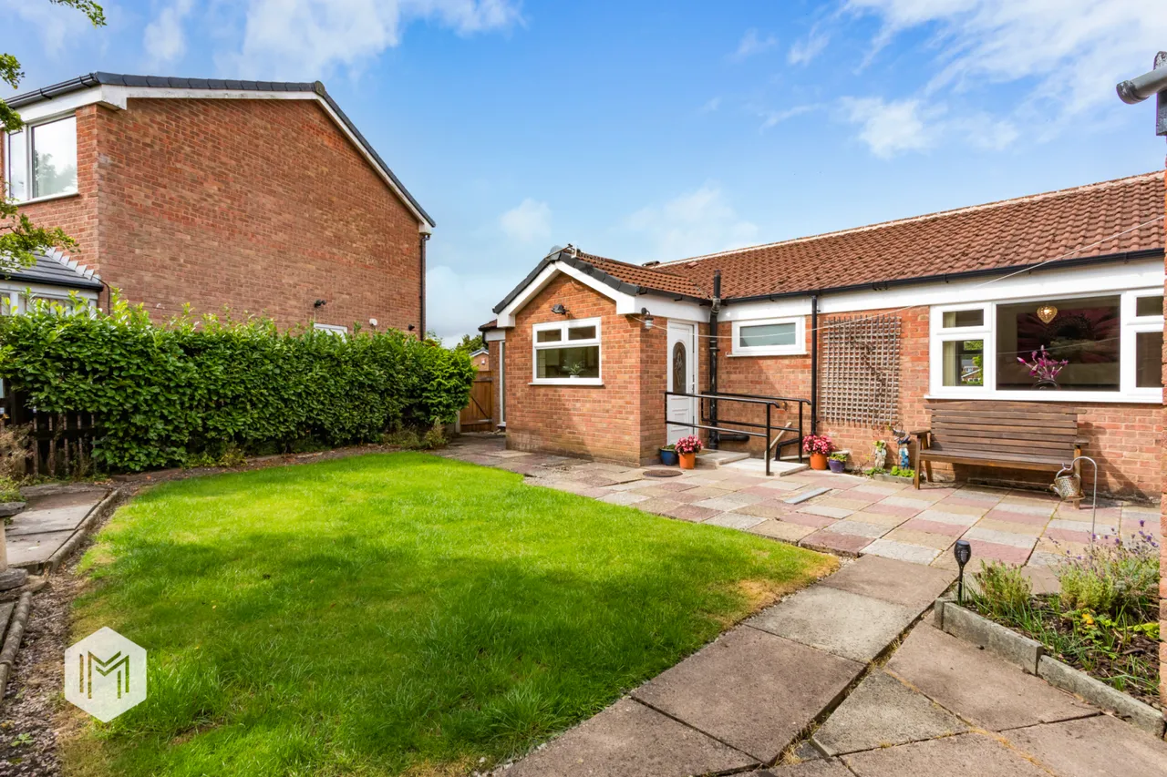 Bourton Court, Tyldesley, Manchester, M29 8QR, photo 4