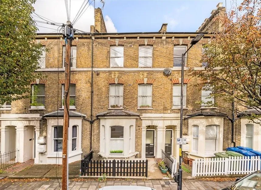 2 bed flat for sale, Larcom Street, Elephant & Castle, SE17