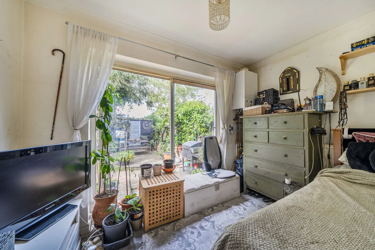 Mead Way, Hayes, BR2, photo 14