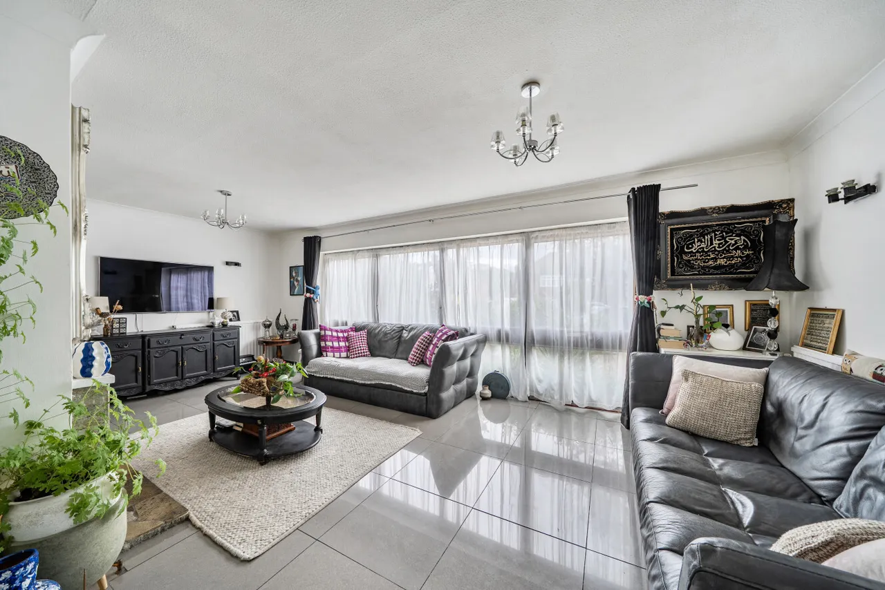 Mead Way, Hayes, BR2, photo 5