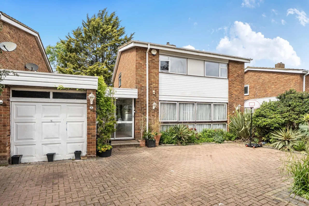 Mead Way, Hayes, BR2, photo 17