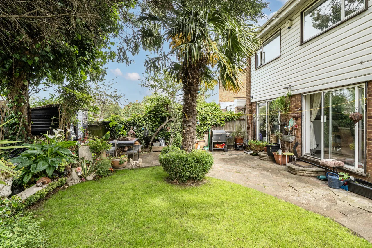 Mead Way, Hayes, BR2, photo 16