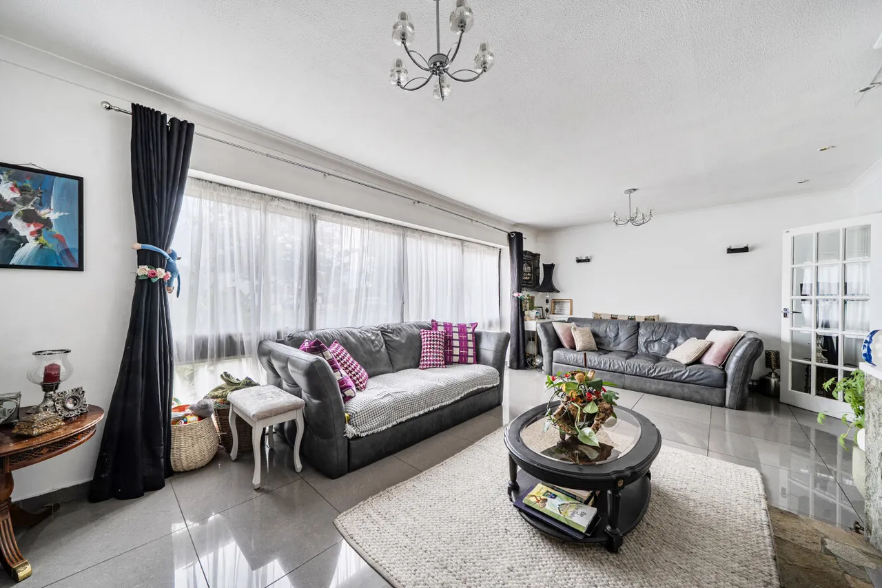 Mead Way, Hayes, BR2, photo 8