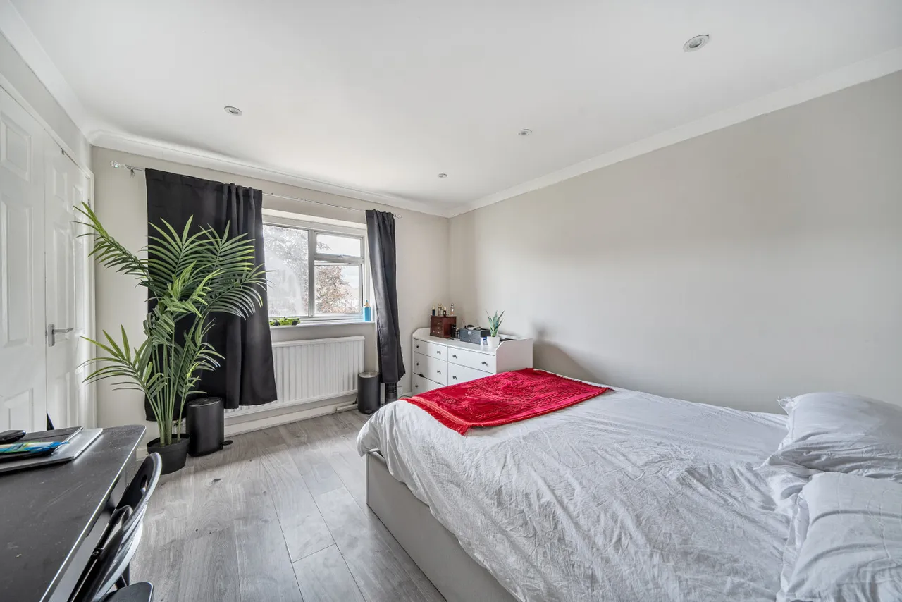 Mead Way, Hayes, BR2, photo 10