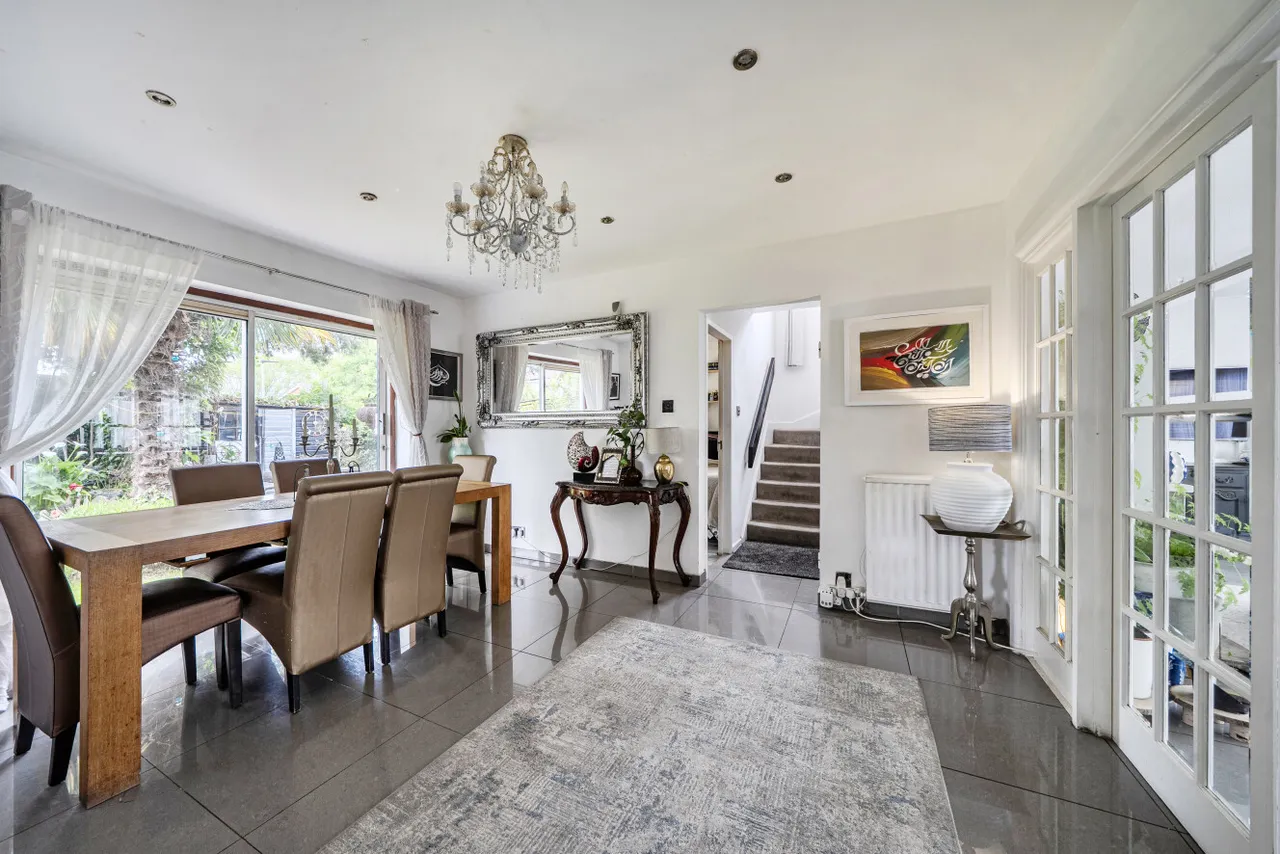 Mead Way, Hayes, BR2, photo 6