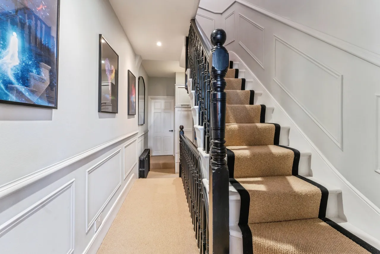 Windermere Road, London, N10, photo 15