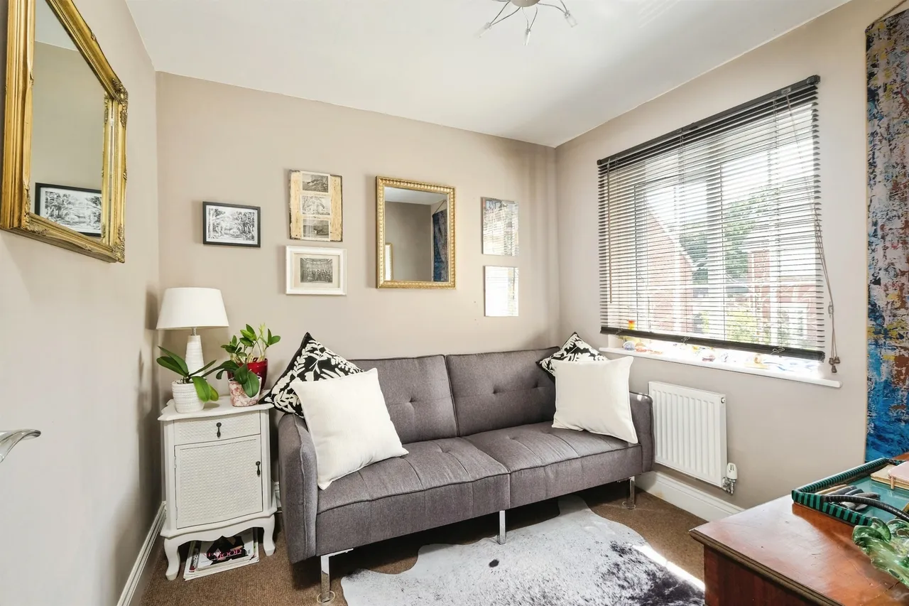 Upper Field Close, Hereford, HR2, photo 15