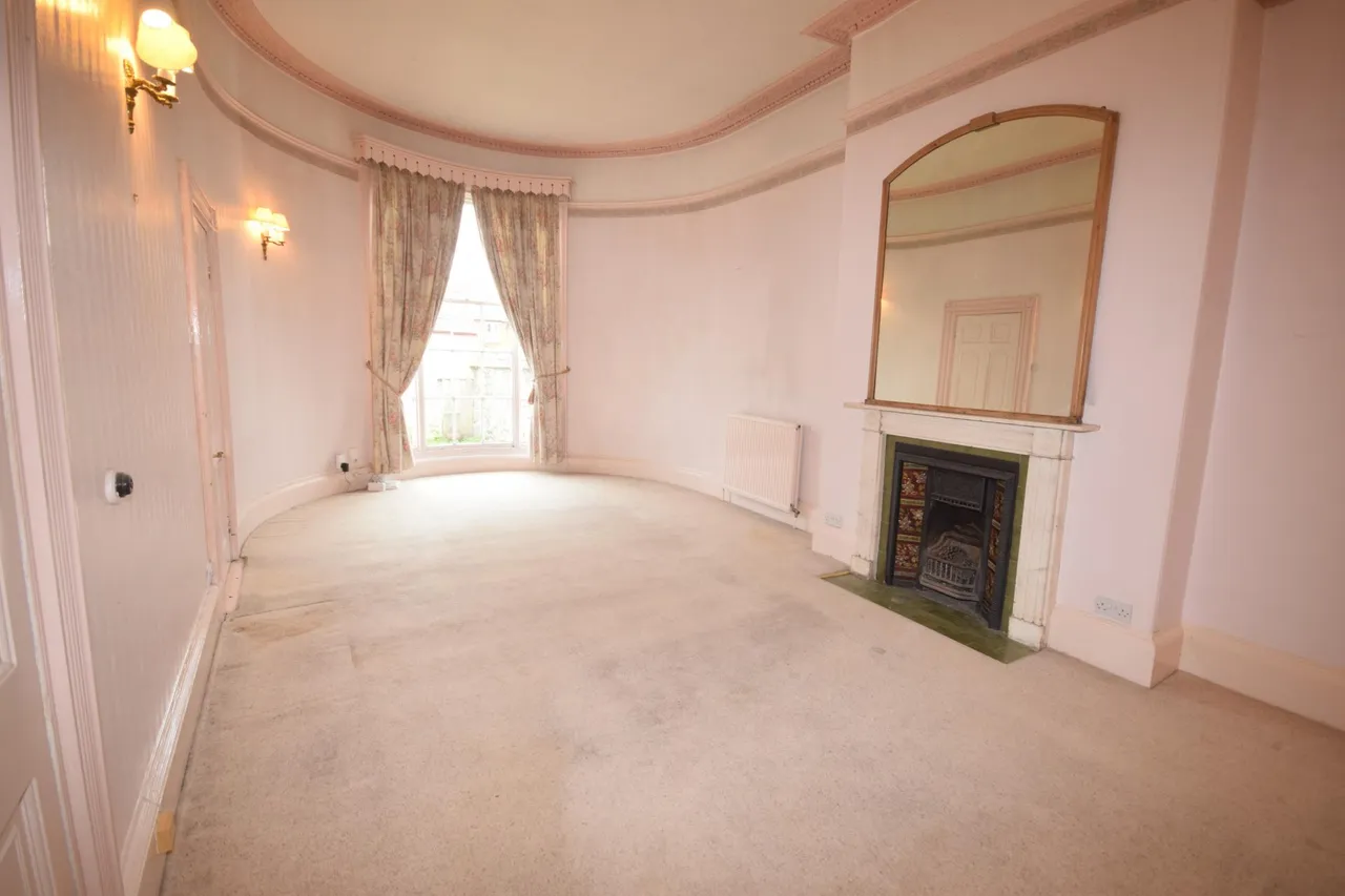 South Street, Newport, EX32, photo 7