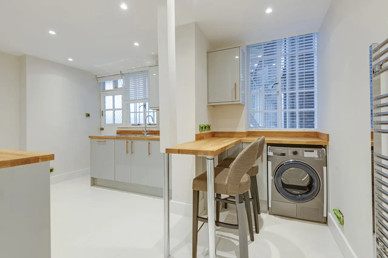 South Lodge, Circus Road, St John's Wood, London, NW8, photo 12