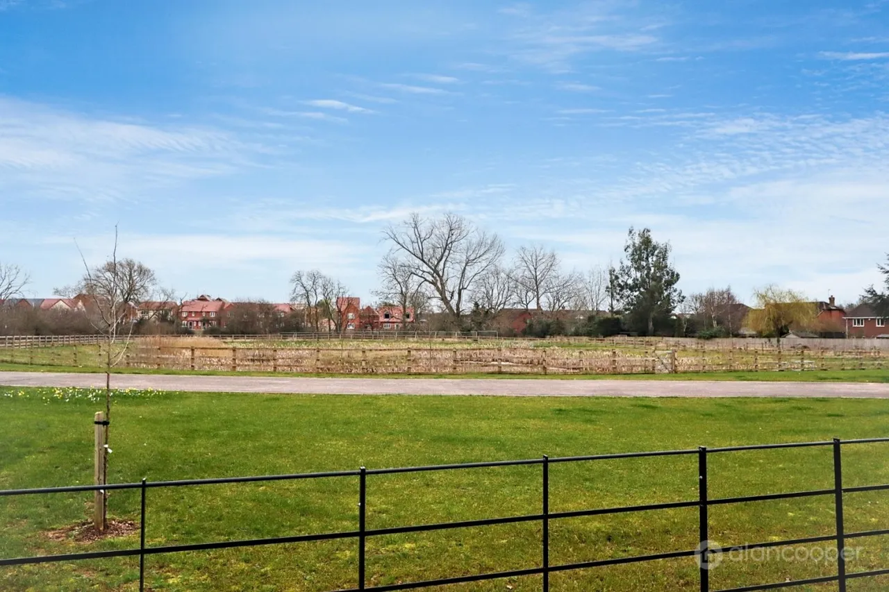 Julius Way, Nuneaton, CV11, photo 24