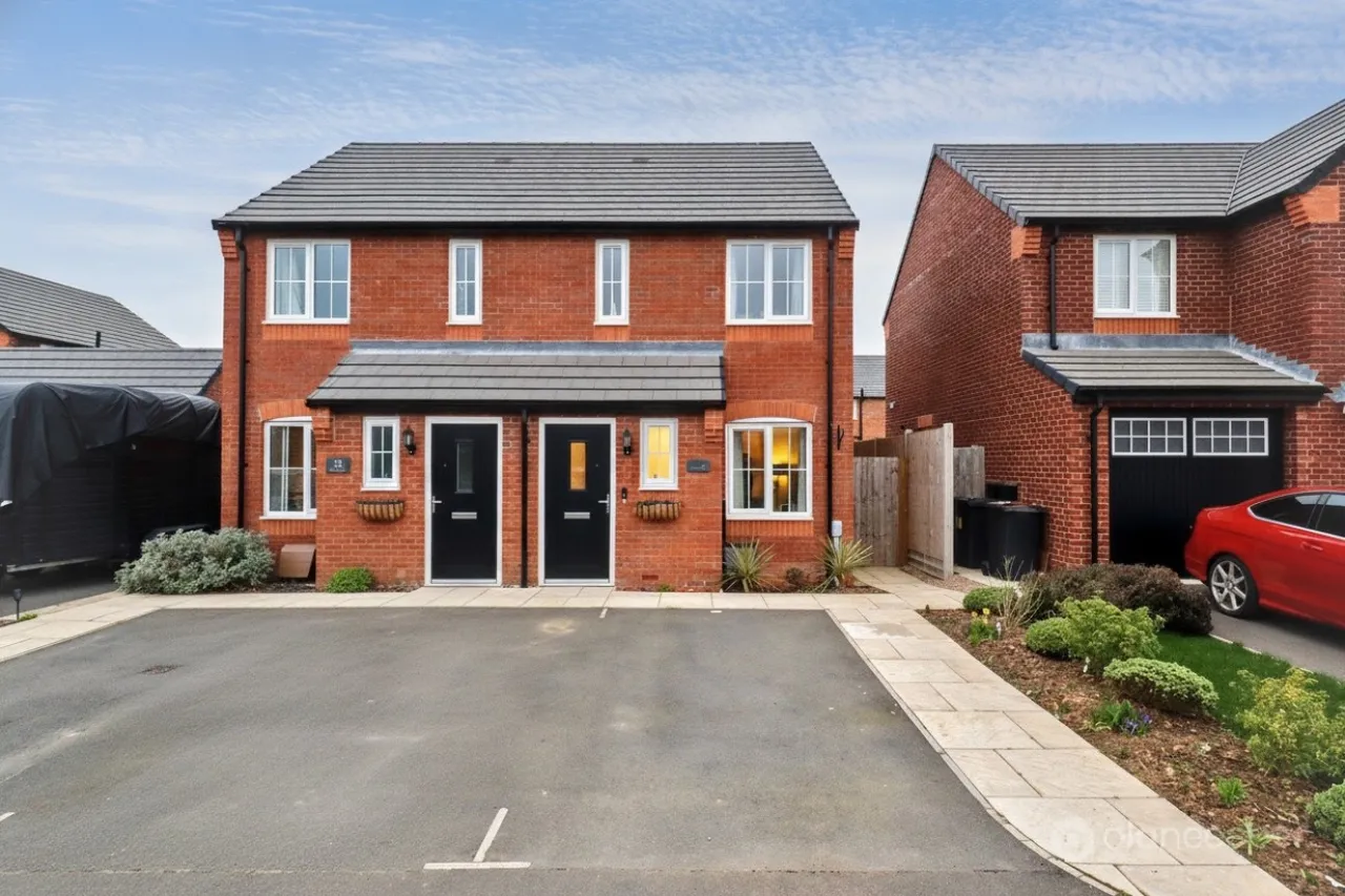 3 bed house for sale, Julius Way, Nuneaton, CV11
