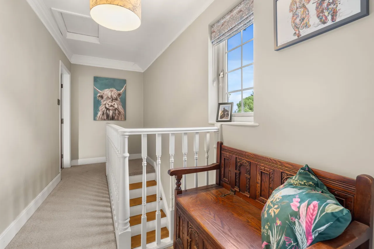 Swan Lane, Stoke Orchard, GL52, photo 23