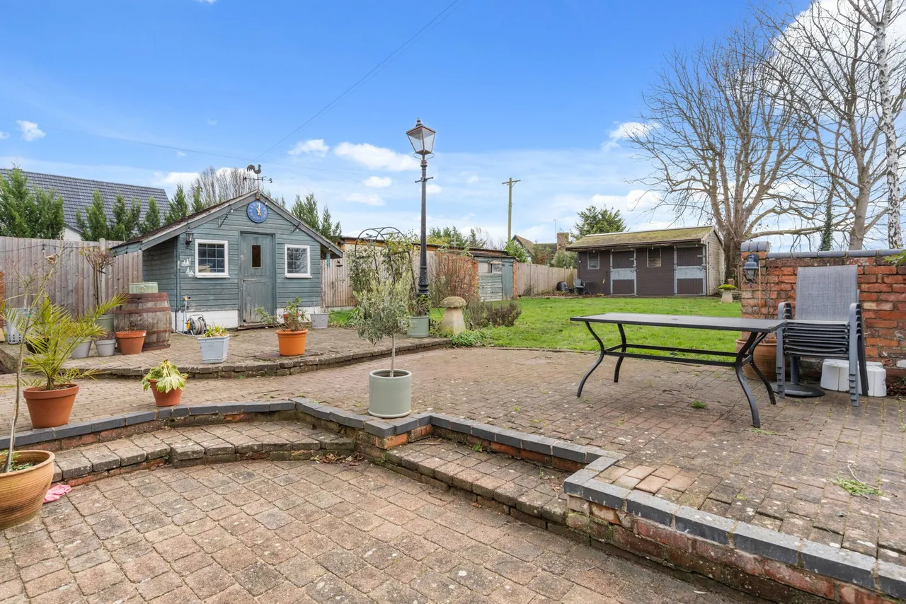 Swan Lane, Stoke Orchard, GL52, photo 10