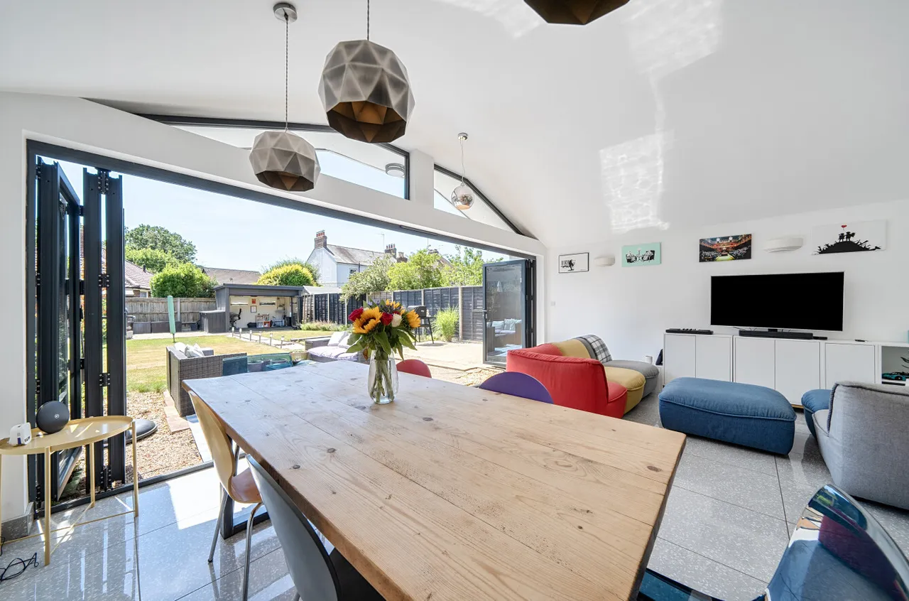 Whites Road, Farnborough, Hampshire, GU14 6PD, photo 4