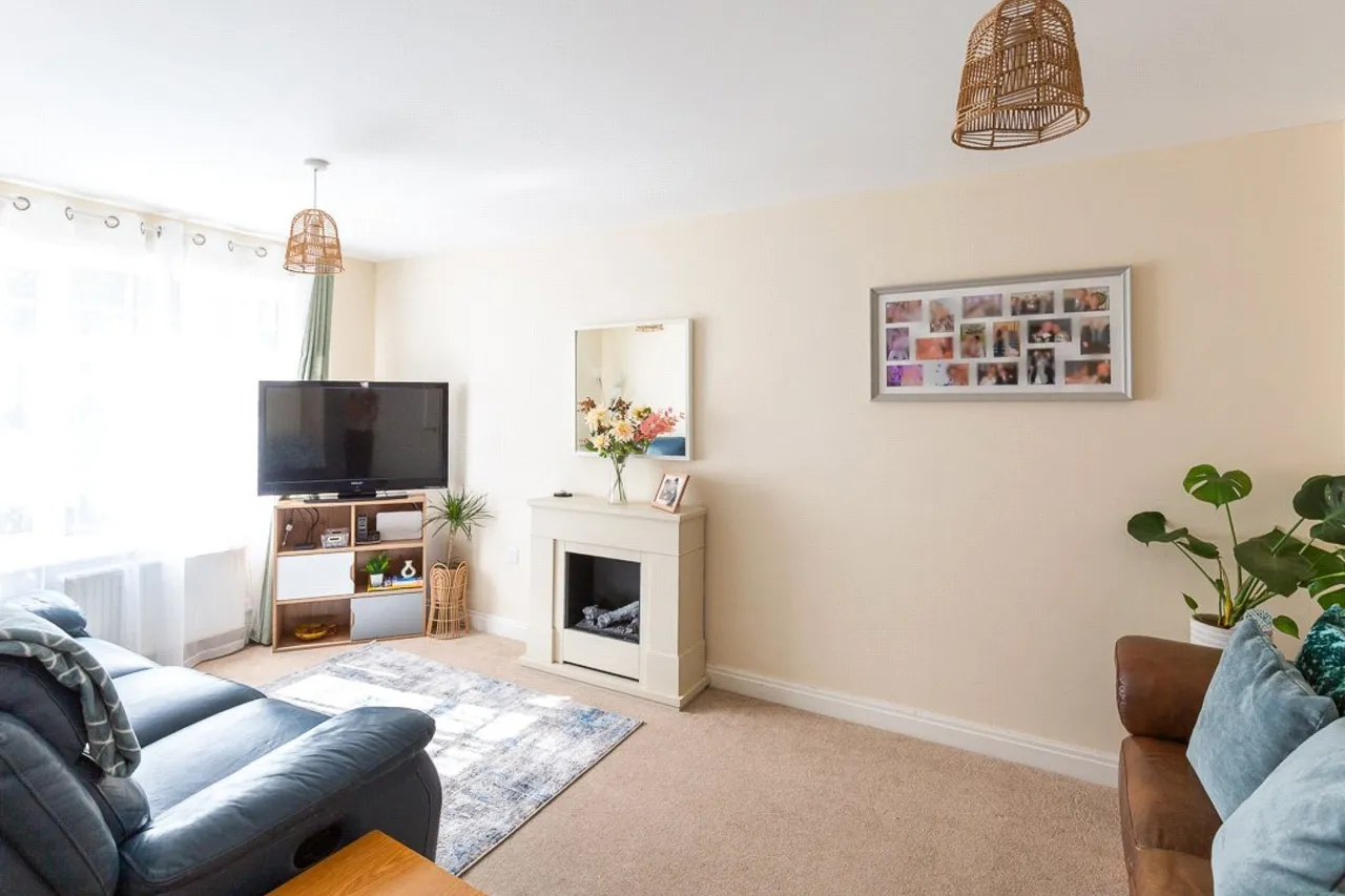 Thornfield Road, Bristol, BS10, photo 2