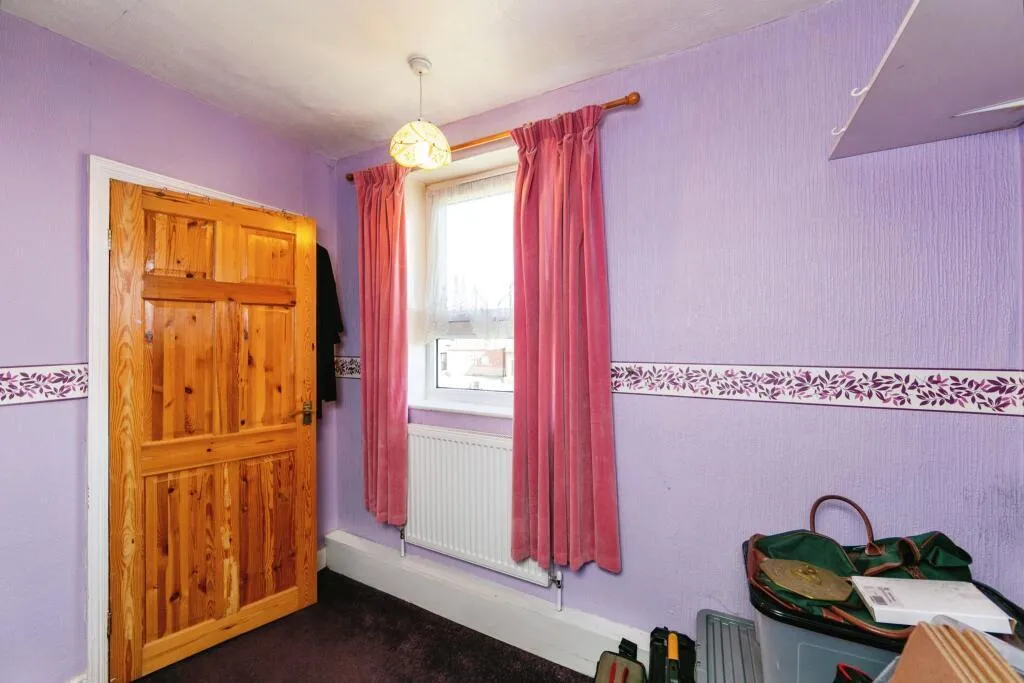 Doncaster Place, East Dene, S65, photo 12