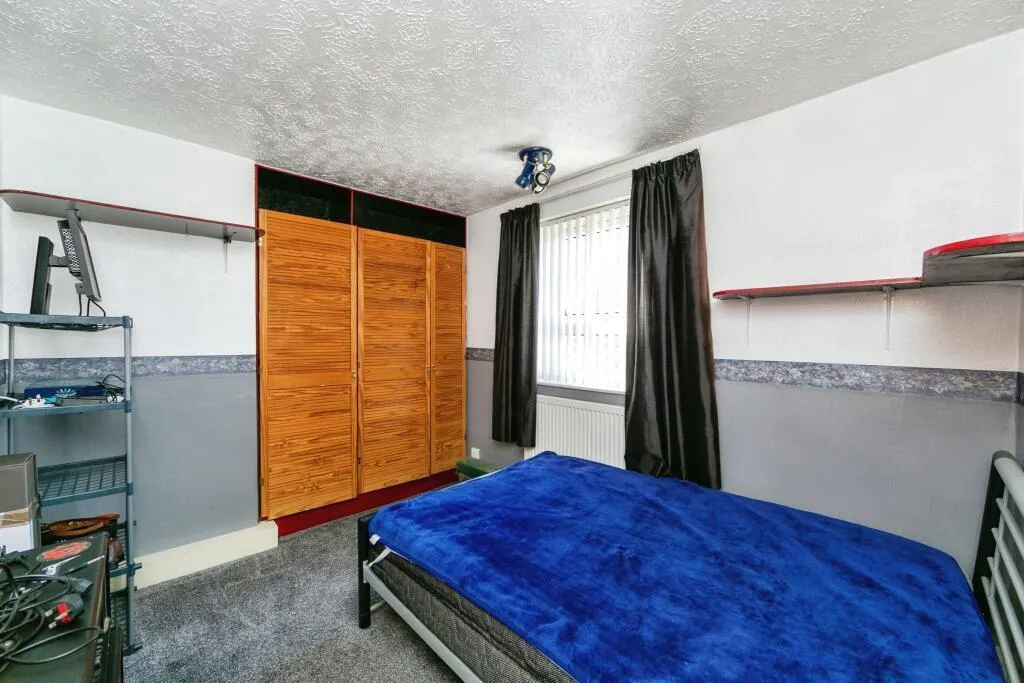 Doncaster Place, East Dene, S65, photo 10