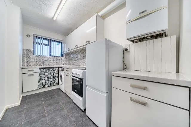 Savile Way, Grove, OX12, photo 4