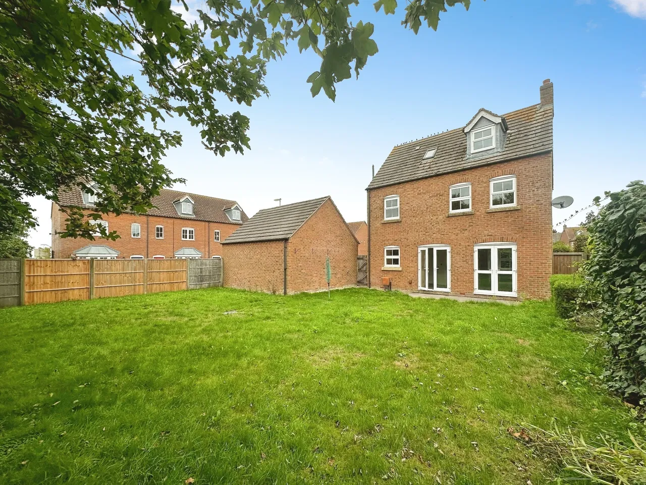 St Lawrence Drive, Bardney, photo 5