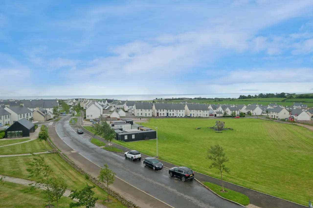 The Ramsay, Landale Court, AB39, photo 15
