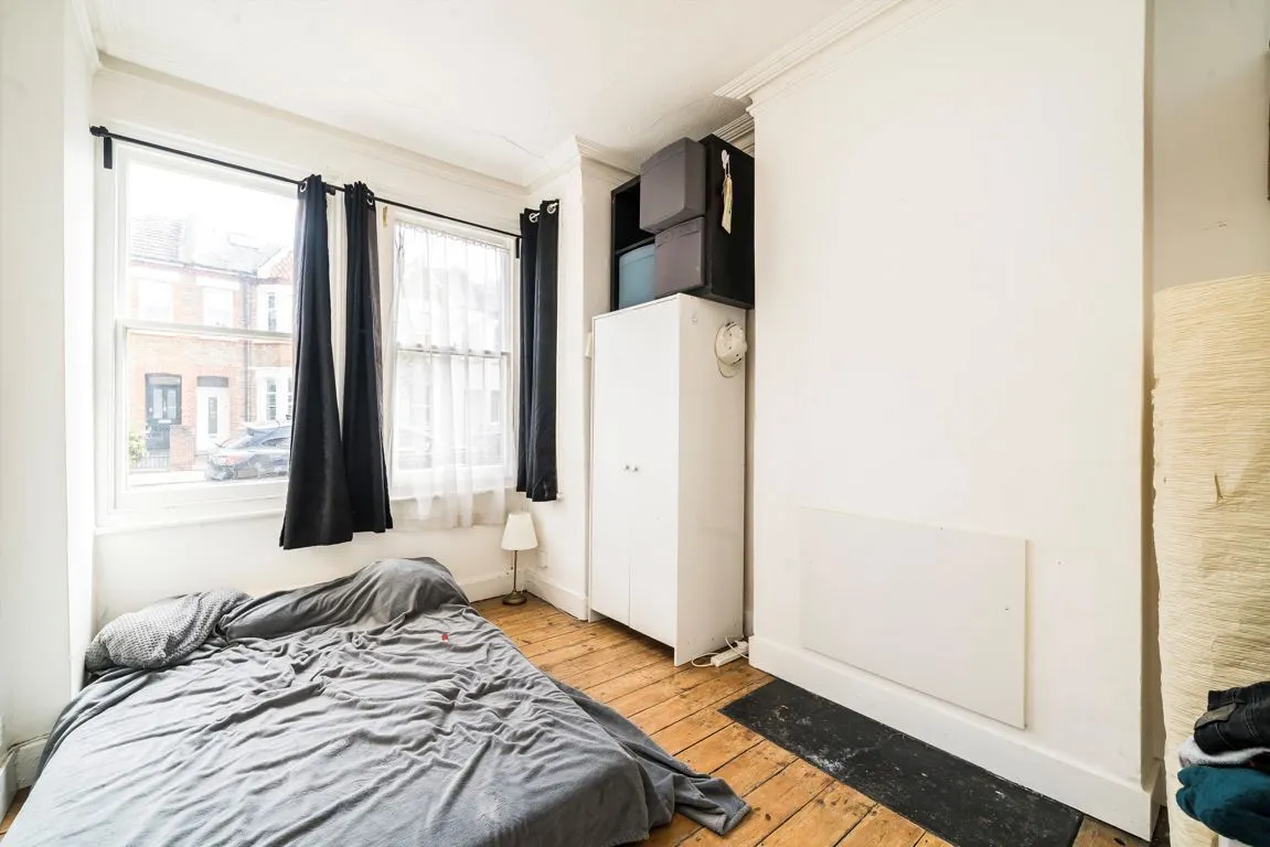 Grosvenor Road, W7, photo 4